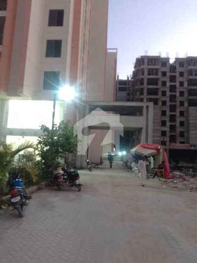 صائمہ ریذیڈنشیا سکیم 33 - سیکٹر 34-اے,سکیم 33,کراچی میں 2 کمروں کا 5 مرلہ فلیٹ 65.0 ہزار میں کرایہ پر دستیاب ہے۔