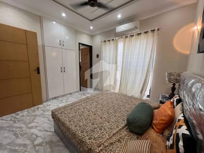 ڈی ایچ اے 9 ٹاؤن ۔ بلاک اے ڈی ایچ اے 9 ٹاؤن,ڈیفنس (ڈی ایچ اے),لاہور میں 4 کمروں کا 5 مرلہ مکان 1.8 لاکھ میں کرایہ پر دستیاب ہے۔ ڈی ایچ اے 9 ٹاؤن ۔ بلاک اے ڈی ایچ اے 9 ٹاؤن,ڈیفنس (ڈی ایچ اے),لاہور میں 4 کمروں کا 5 مرلہ مکان 1.8 لاکھ میں کرایہ پر دستیاب ہے۔