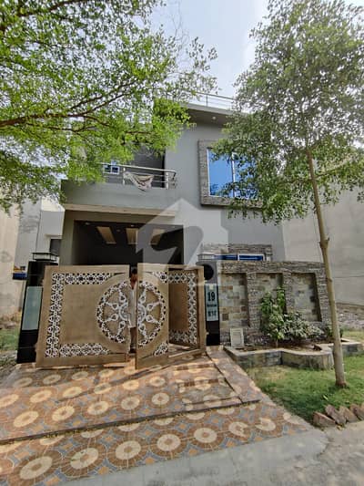 5 Marla Brand New House for Available for Sale