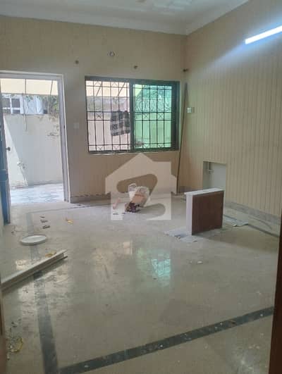 ایف ۔ 11 اسلام آباد میں 2 کمروں کا 10 مرلہ زیریں پورشن 1.2 لاکھ میں کرایہ پر دستیاب ہے۔ ایف ۔ 11 اسلام آباد میں 2 کمروں کا 10 مرلہ زیریں پورشن 1.2 لاکھ میں کرایہ پر دستیاب ہے۔