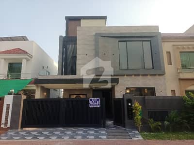 House Sized 10 Marla Available In Bahria Town - Jasmine Block