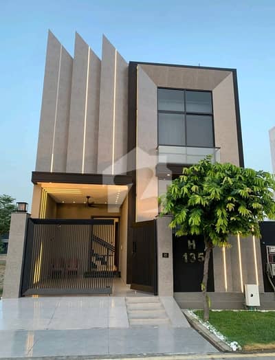 On Excellent Location 5 Marla House For Sale In Rs. 22500000 Only
