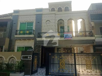10 Marla House Is Available For Sale In Bahria Town - Overseas B 10 Marla House Is Available For Sale In Bahria Town - Overseas B