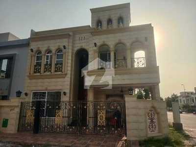 House Available For Sale In Bahria Town - Overseas B House Available For Sale In Bahria Town - Overseas B