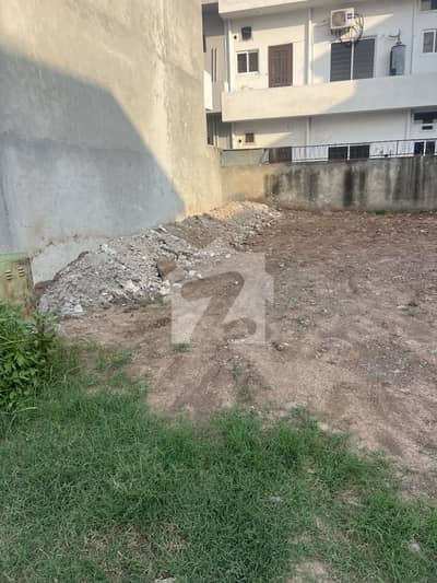 4 Marla Plot Available For Sale