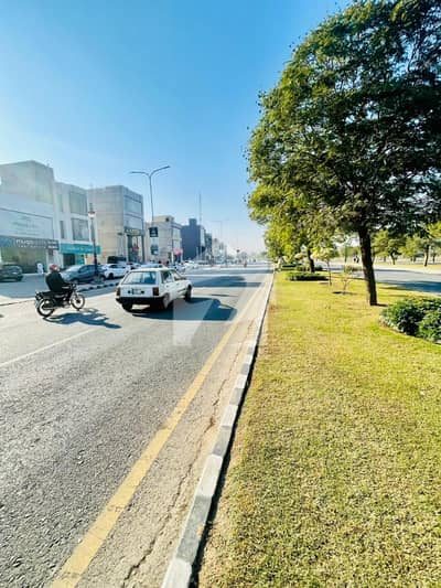 Premium 1 Kanal Plot In Lake City M3 | Desirable Location | Worth Buying