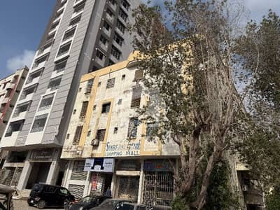 1 bed lounge Available for Sale in Gulistan e Jauhar