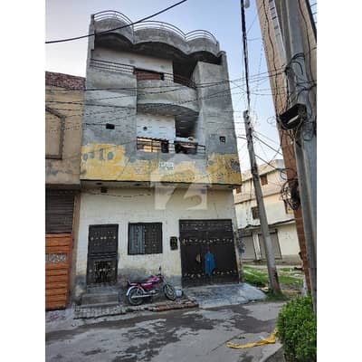 الرحمان گارڈن فیز 3 الرحمان گارڈن,لاہور میں 6 کمروں کا 3 مرلہ مکان 1.1 کروڑ میں برائے فروخت۔ الرحمان گارڈن فیز 3 الرحمان گارڈن,لاہور میں 6 کمروں کا 3 مرلہ مکان 1.1 کروڑ میں برائے فروخت۔