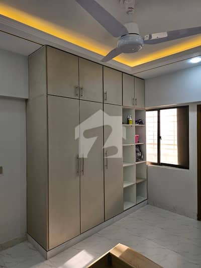 1600 Square Feet Flat In Central Kings Shaes Residency For sale