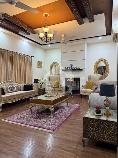 ONE KANAL BEAUTIFULL UPPER PORTION AVAILABLE FOR RENT IN DHA PHASE 4