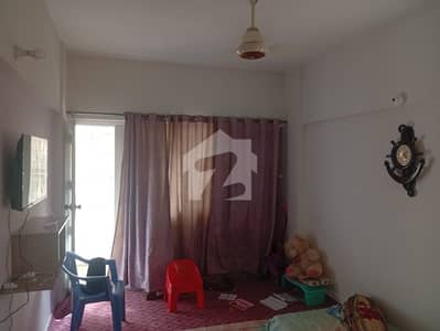 Affordable Flat For sale In Gulistan-e-Jauhar - Block 18
