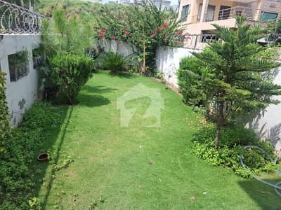 13 Marla Corner Dead End Street with Garden, & Basement For Sale in C Block, Phase 8, Bahria Town, Rawalpindi House For Sale 13 Marla Corner Dead End Street with Garden, & Basement For Sale in C Block, Phase 8, Bahria Town, Rawalpindi House For Sale