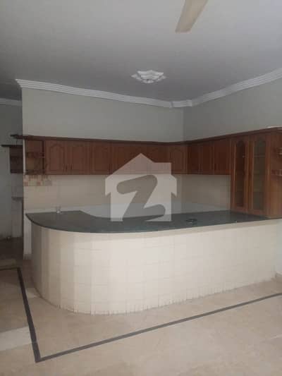 400 SqYard 3 Bed DD Gulistan johar Block 3 Near Kamran Chowrangi 400 SqYard 3 Bed DD Gulistan johar Block 3 Near Kamran Chowrangi