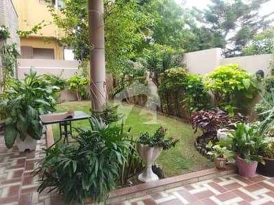 ڈی او ایچ ایس فیز 1 ملیر کنٹونمنٹ,کینٹ,کراچی میں 6 کمروں کا 1 کنال مکان 15.5 کروڑ میں برائے فروخت۔ ڈی او ایچ ایس فیز 1 ملیر کنٹونمنٹ,کینٹ,کراچی میں 6 کمروں کا 1 کنال مکان 15.5 کروڑ میں برائے فروخت۔