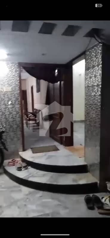 نارتھ ناظم آباد ۔ بلاک آر نارتھ ناظم آباد,کراچی میں 3 کمروں کا 10 مرلہ مکان 2.4 کروڑ میں برائے فروخت۔
