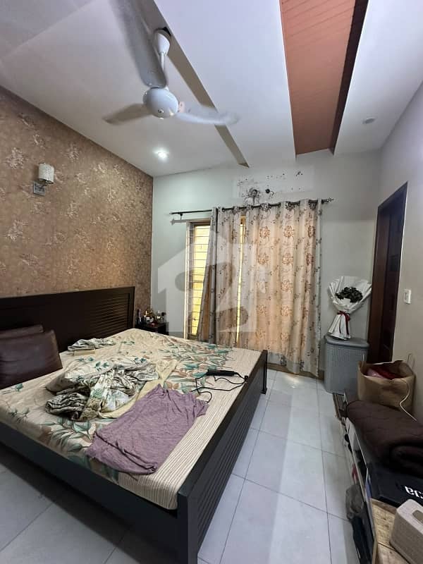 8 8