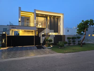 ڈی ایچ اے فیز 8 - بلاک ڈبلیو ڈی ایچ اے فیز 8,ڈی ایچ اے ڈیفینس,لاہور میں 5 کمروں کا 1 کنال مکان 3.1 لاکھ میں کرایہ پر دستیاب ہے۔ ڈی ایچ اے فیز 8 - بلاک ڈبلیو ڈی ایچ اے فیز 8,ڈی ایچ اے ڈیفینس,لاہور میں 5 کمروں کا 1 کنال مکان 3.1 لاکھ میں کرایہ پر دستیاب ہے۔