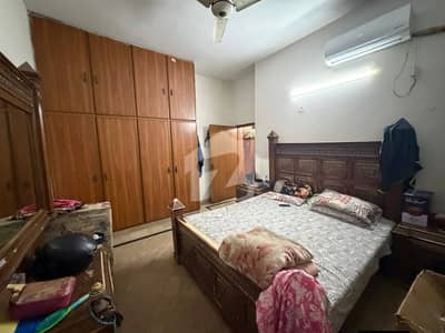 پی جی ای سی ایچ ایس فیز 2 پنجاب گورنمنٹ ایمپلائیز سوسائٹی,لاہور میں 5 کمروں کا 10 مرلہ مکان 3.25 کروڑ میں برائے فروخت۔ پی جی ای سی ایچ ایس فیز 2 پنجاب گورنمنٹ ایمپلائیز سوسائٹی,لاہور میں 5 کمروں کا 10 مرلہ مکان 3.25 کروڑ میں برائے فروخت۔