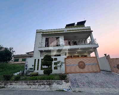10 Marla House Available In MPCHS - Block C For rent 10 Marla House Available In MPCHS - Block C For rent