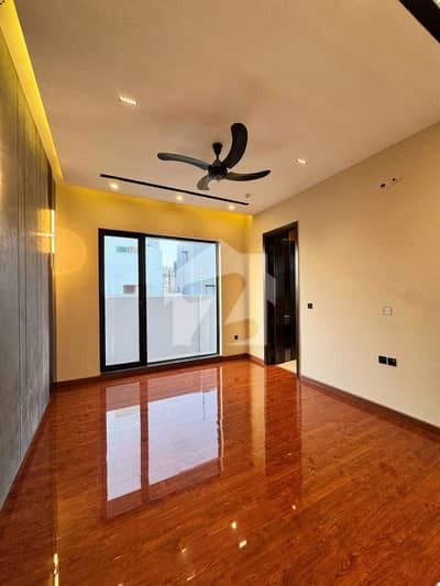 1 KANAL ELEGANT & FULLY MAINTAINED SUPER HOT LOCATED BUNGALOW IS AVAILABLE IN DHA, LAHORE. 1 KANAL ELEGANT & FULLY MAINTAINED SUPER HOT LOCATED BUNGALOW IS AVAILABLE IN DHA, LAHORE.
