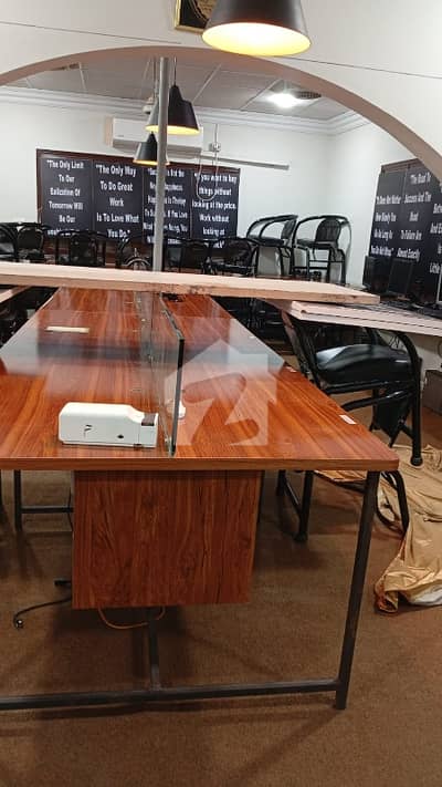 Premium Co Working Space For Office Type Morning To Evening Personal Seats And Rooms Are Available