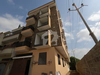 120 Square Yards House For Sale In Saadi Town - Block 7