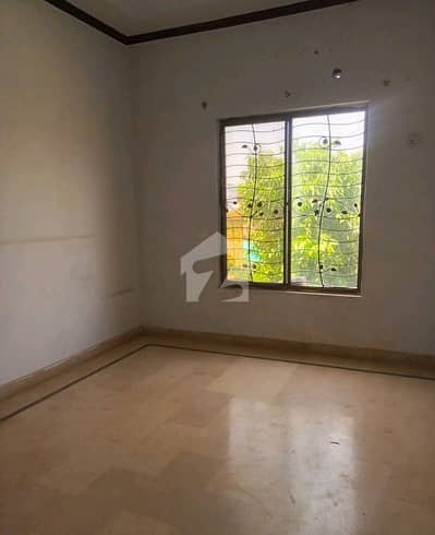 12 Marla Upper Portion In Shalimar Colony For Rent