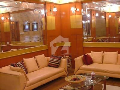 300 Square Yards Lease Well Maintained Bungalow Available For Sale In Gulshan E Iqbal Block 4 At Very Prime Location