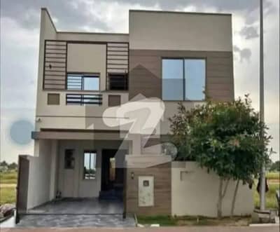 Stunning Prime Location House Is Available For Sale In Bahria Town - Ali Block Stunning Prime Location House Is Available For Sale In Bahria Town - Ali Block