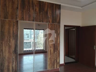 Facing Park 5 Marla House In Stunning Wapda Town Phase 1 - Block G2 Is Available For sale