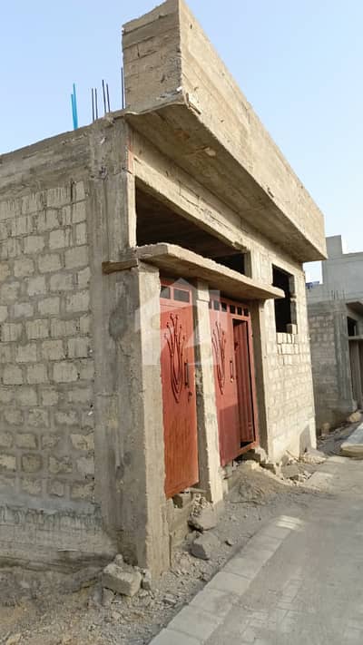 Structure 80 Sq Yards- WEST OPEN- OLD BLOCK HOUSE FOR SALE