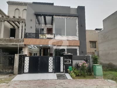 You Can Find A Gorgeous House For sale In Bahria Town - Jinnah Block
