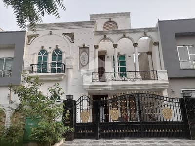 Bahria Town - Janiper Block House For sale Sized 10 Marla