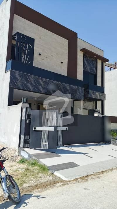 10 Marla Double Heighted Luxury House For Sale