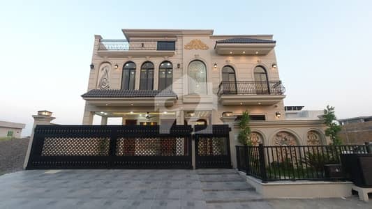 14 Marla ( 40*70 in Block E ) BRAND NEW DESIGNER HOUSE FOR SALE B-17 MPCHS Multi Gardens, Islamabad