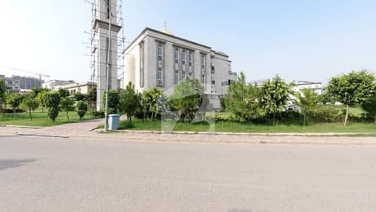 sale The Ideally Located Commercial Plot For An Incredible Price Of Pkr Rs. 200000000 sale The Ideally Located Commercial Plot For An Incredible Price Of Pkr Rs. 200000000