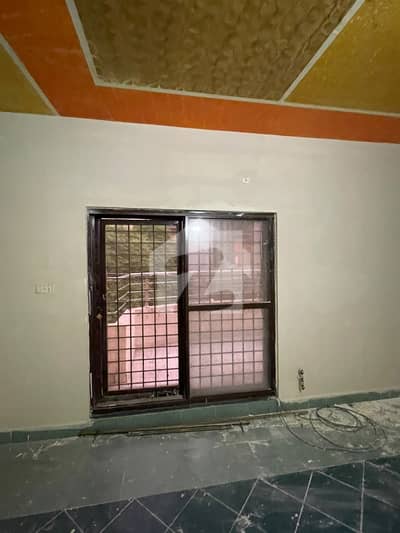 جوبلی ٹاؤن ۔ بلاک سی جوبلی ٹاؤن,لاہور میں 2 کمروں کا 3 مرلہ مکان 1.35 کروڑ میں برائے فروخت۔