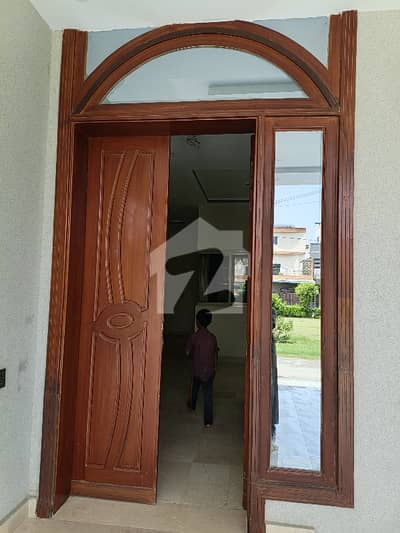 10 Marla Double Story Facing Park House for Sale in Wapda town Phase 1
