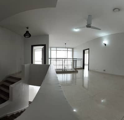4 bed Sea Facing Duplex | West Open Corner For Rent 4 bed Sea Facing Duplex | West Open Corner For Rent