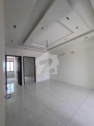 BUKHARI COMMERCIAL 3 BEDROOM DRAWING LOUNGE WELL Mentand Apartment