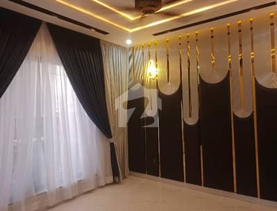 Highly-Desirable 1 Kanal House Available In Bahria Town - Sector C