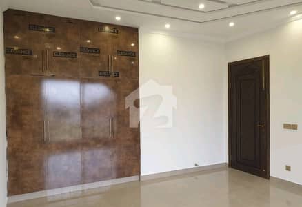Flat For sale In Bahria Town - Sector C