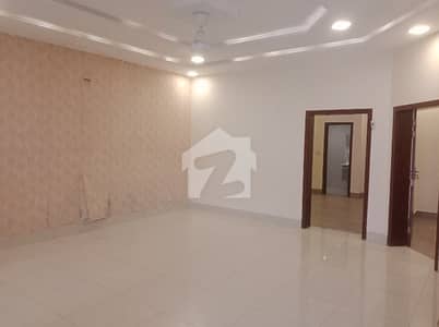A Well Designed House Is Up For sale In An Ideal Location In Lahore