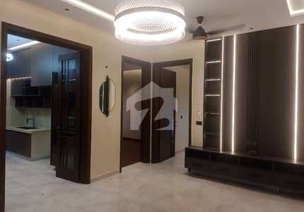1 Kanal House In Beautiful Location Of Bahria Town - Sector E In Lahore