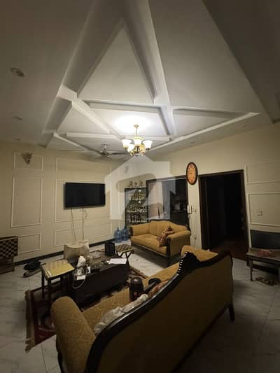 10 Marla Slightly Used House For Sale