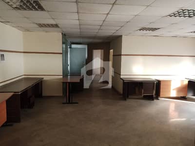 A 1800 Square Feet Office Located In DHA Phase 8 - Commercial Broadway Is Available For rent