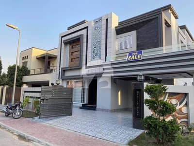 بحریہ ٹاؤن سیکٹر سی بحریہ ٹاؤن,لاہور میں 5 کمروں کا 10 مرلہ مکان 3.78 کروڑ میں برائے فروخت۔ بحریہ ٹاؤن سیکٹر سی بحریہ ٹاؤن,لاہور میں 5 کمروں کا 10 مرلہ مکان 3.78 کروڑ میں برائے فروخت۔