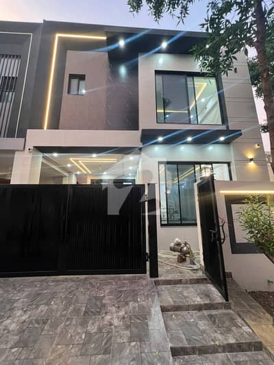5 Marla Brand New Modern Design House For Sale In DHA Rahbar