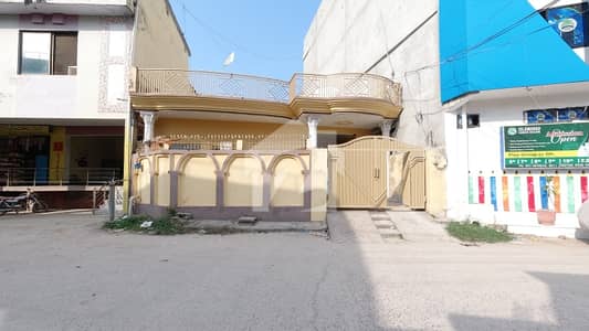 چٹھہ بختاور اسلام آباد میں 3 کمروں کا 9 مرلہ مکان 4.5 کروڑ میں برائے فروخت۔ چٹھہ بختاور اسلام آباد میں 3 کمروں کا 9 مرلہ مکان 4.5 کروڑ میں برائے فروخت۔