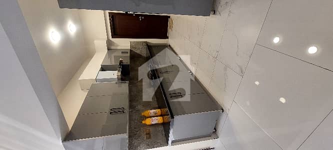 Roshan heaven 4bed drawing for sale on main shaheed e millat road.